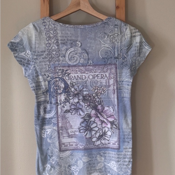 ONE WORLD Blue Graphic Short Sleeve Top - Picture 3 of 3